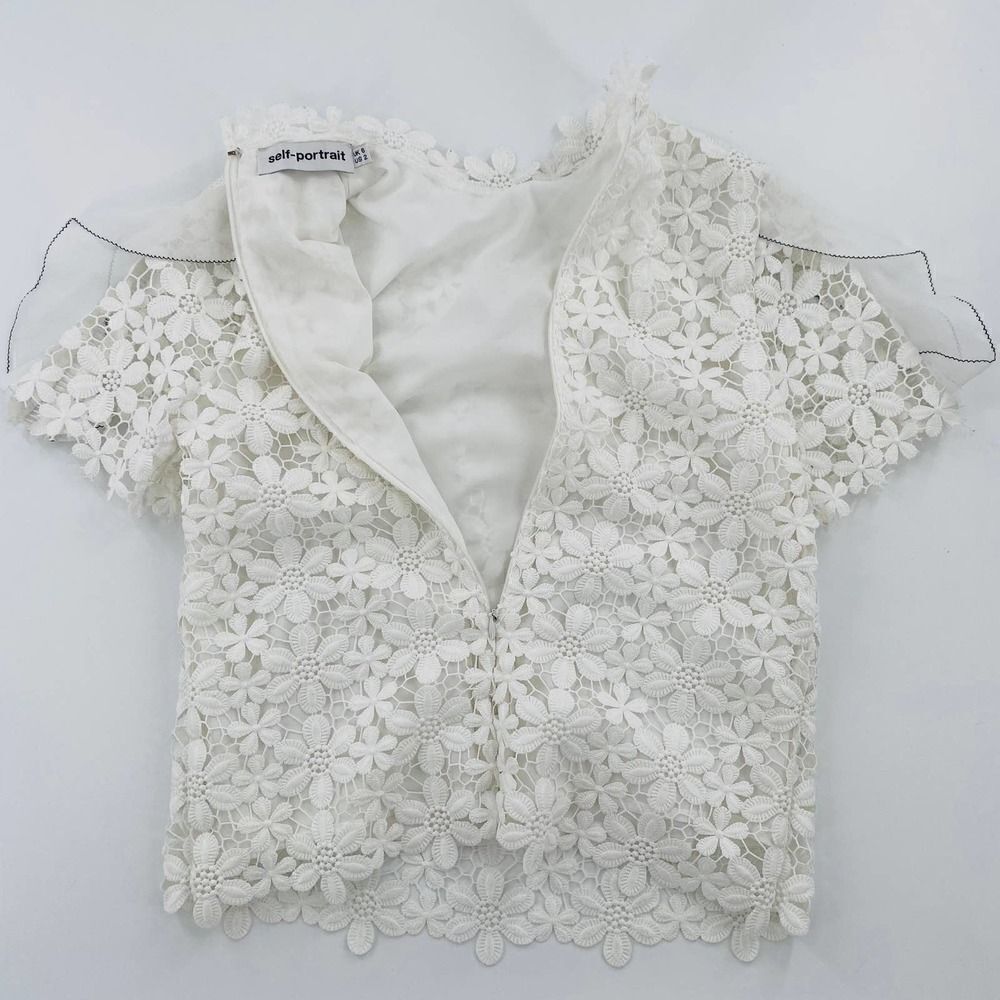 Self-Portrait Flounce Short Sleeve Daisy-Patterned Lace Mock Neck Blouse Size 2 - Picture 6 of 11